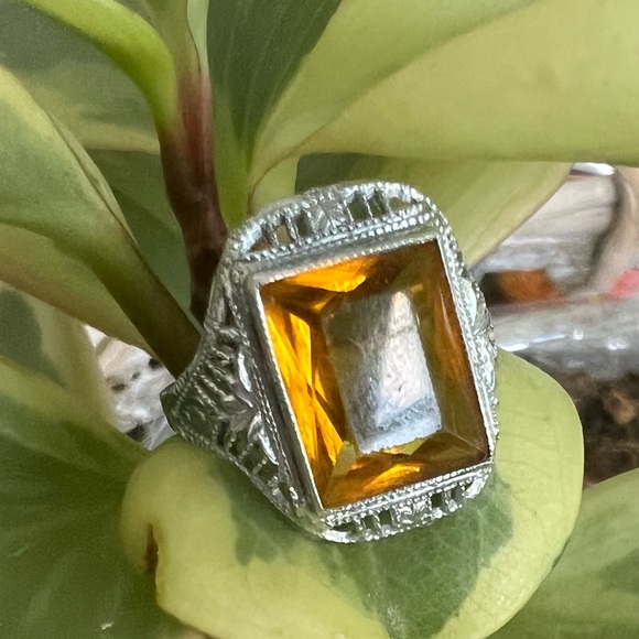 Hallmarked 10k whit gold beautiful deep Color citrine ring . - Picture 7 of 16